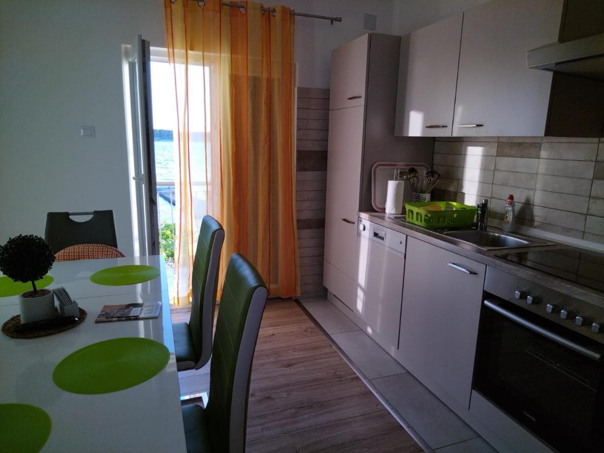Apartmani Katarina Barbat na Rabu Bagian luar foto