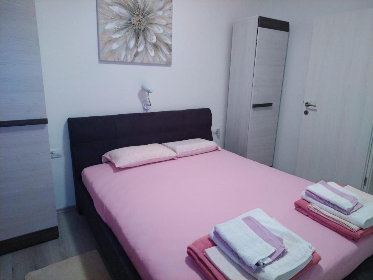 Apartmani Katarina Barbat na Rabu Bagian luar foto