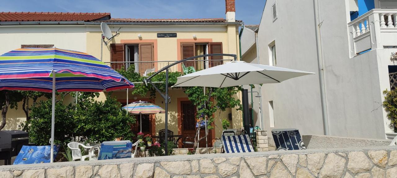 Apartmani Katarina Barbat na Rabu Bagian luar foto