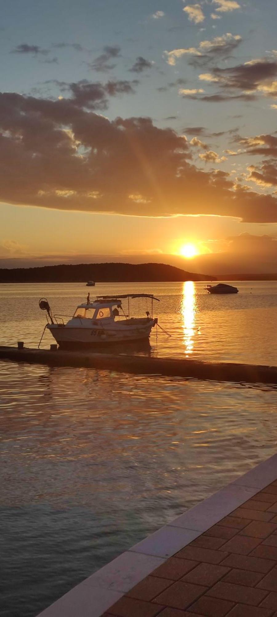 Apartmani Katarina Barbat na Rabu Bagian luar foto