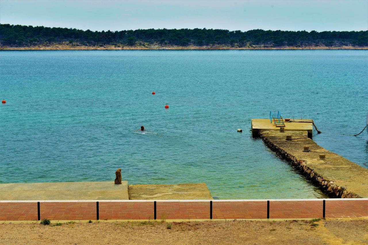 Apartmani Katarina Barbat na Rabu Bagian luar foto