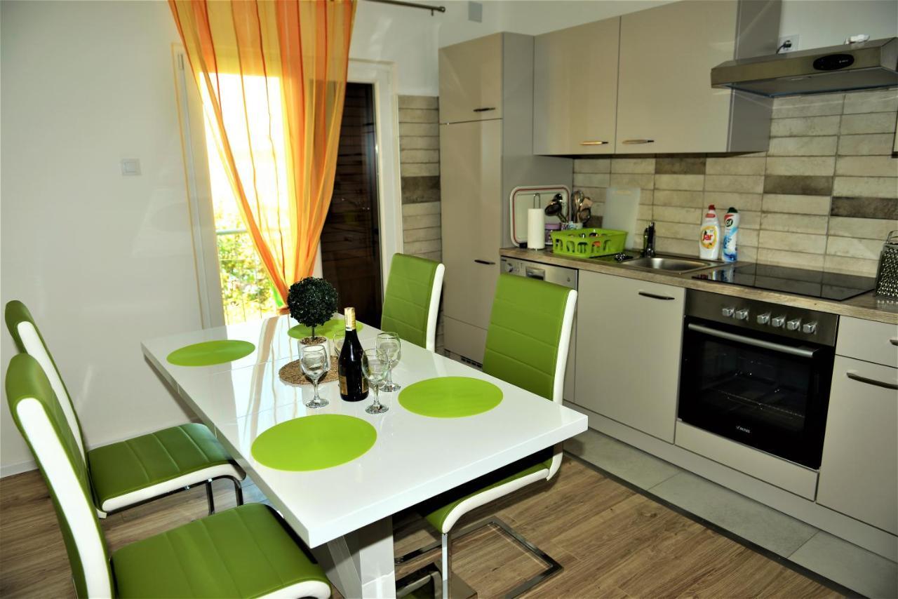 Apartmani Katarina Barbat na Rabu Bagian luar foto